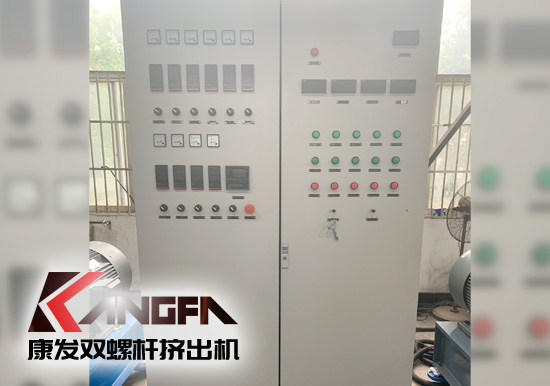 雙螺桿擠出設(shè)備主要運用于pvc、rpvc等塑料材質(zhì)物體,擠出、造粒等,下文就擠出設(shè)備自我保護裝置做一些簡單介紹。